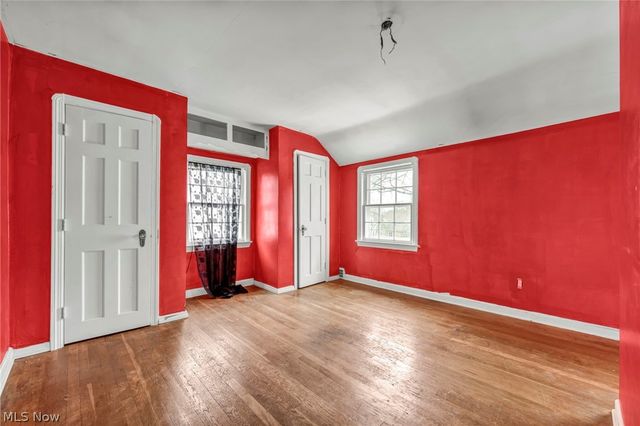 9704 S Highland Avenue, Garfield Heights, OH 44125