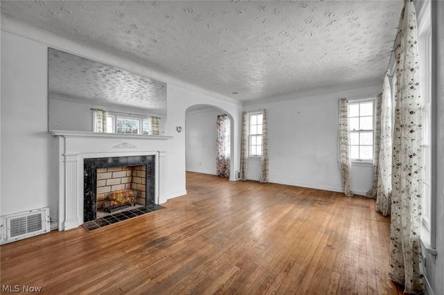 9704 S Highland Avenue, Garfield Heights, OH 44125