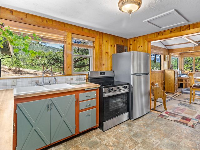 2010 Marys Lake Rd, Estes Park, CO 80517