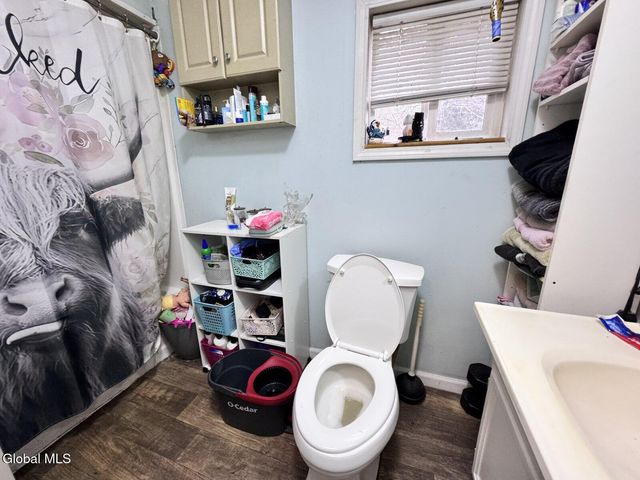 1427 North Road, Glenville, NY 12010