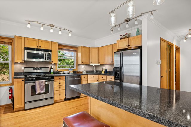 8536 Kedvale Avenue, Skokie, IL 60076