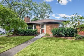 8536 Kedvale Avenue, Skokie, IL 60076