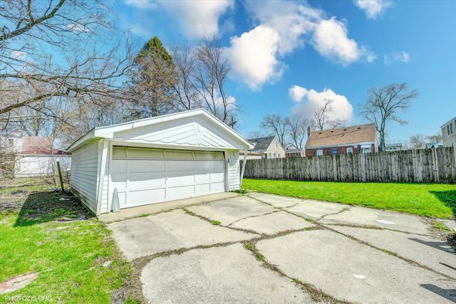 14143 Manor Avenue, Dolton, IL 60419