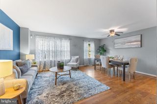 14710 BENTLEY SQ, Centreville, VA 20120