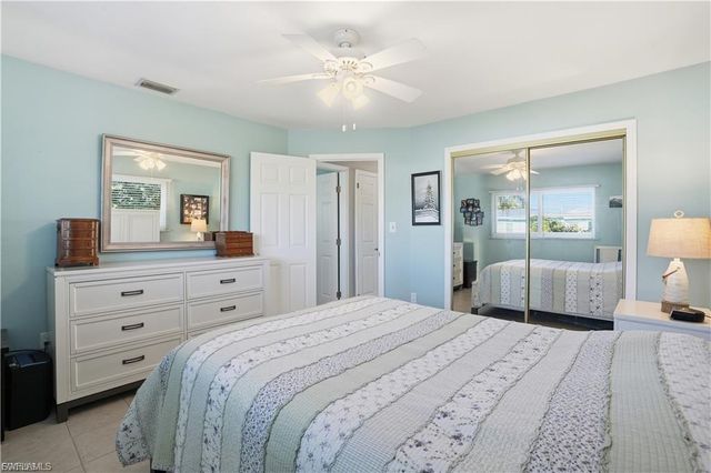 2607 Bayshore DR, Matlacha, FL 33993