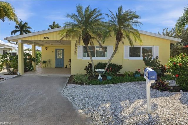 2607 Bayshore DR, Matlacha, FL 33993
