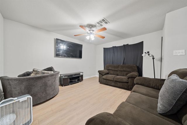11703 Segrest Drive, Houston, TX 77047