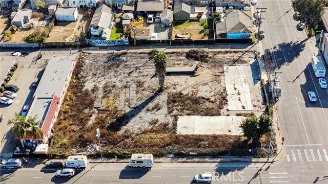 11400 S Hoover Street, Los Angeles, CA 90044