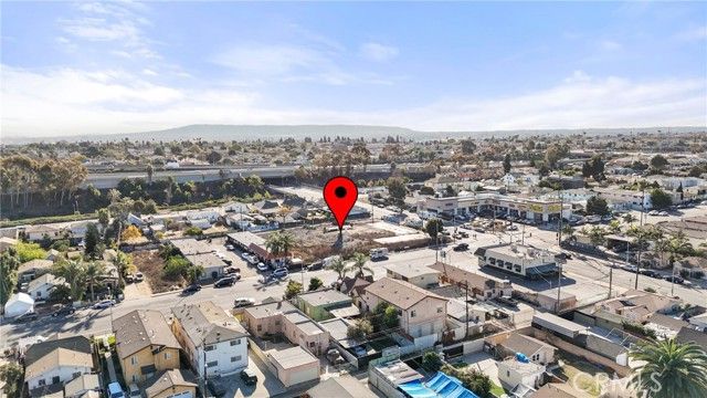 11400 S Hoover Street, Los Angeles, CA 90044