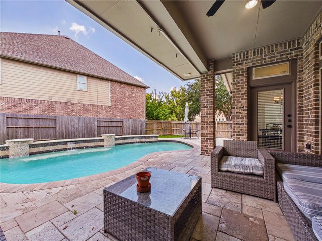 3392 Melony Hill Lane, Pearland, TX 77584