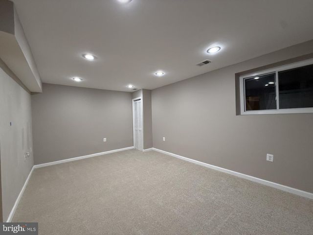 4103 MASSACHUSETTS AVE SE, Washington, DC 20019