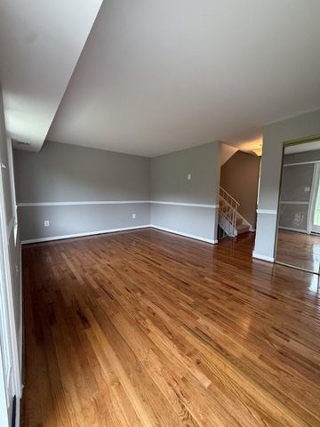 4103 MASSACHUSETTS AVE SE, Washington, DC 20019