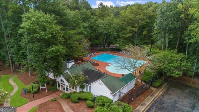 567 Shadow Oaks Drive, Stone Mountain, GA 30087