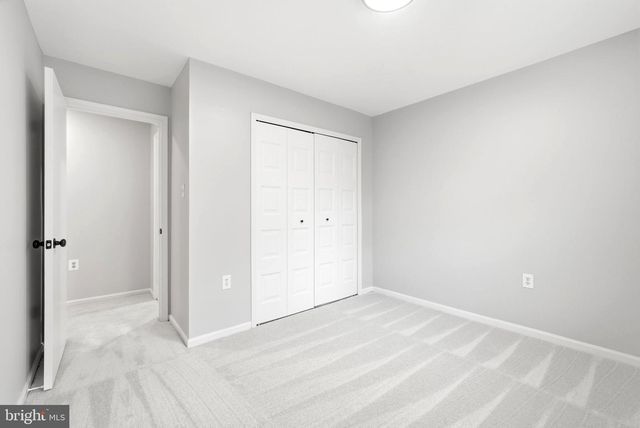 5844 KARA PL, Burke, VA 22015