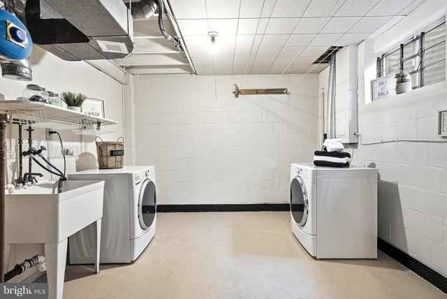 5844 KARA PL, Burke, VA 22015