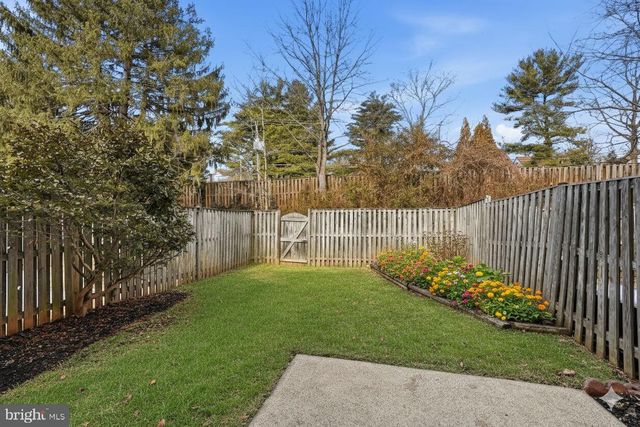 5844 KARA PL, Burke, VA 22015