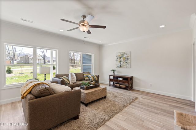 7330 Whispering Creek Lane, Powell, TN 37849