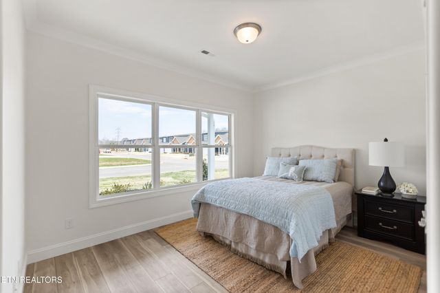 7330 Whispering Creek Lane, Powell, TN 37849