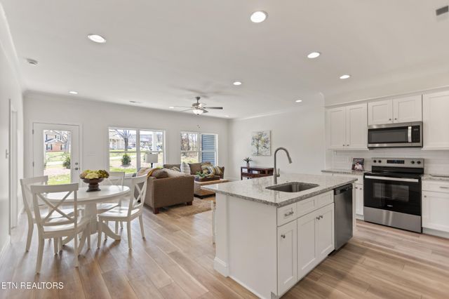 7330 Whispering Creek Lane, Powell, TN 37849