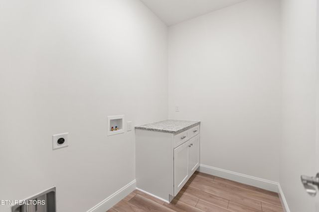 7330 Whispering Creek Lane, Powell, TN 37849