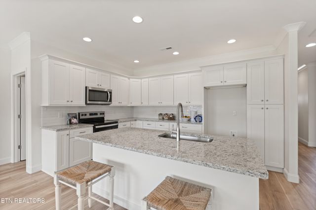 7330 Whispering Creek Lane, Powell, TN 37849