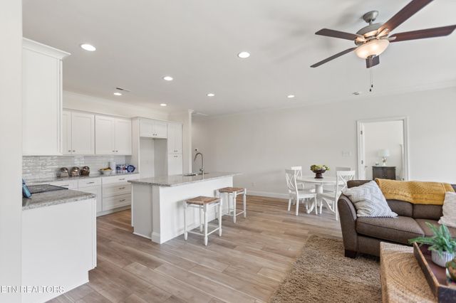 7330 Whispering Creek Lane, Powell, TN 37849