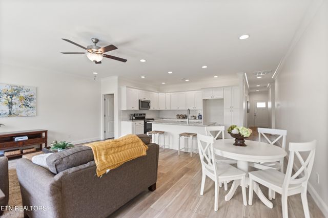 7330 Whispering Creek Lane, Powell, TN 37849