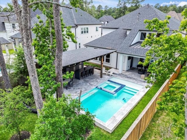 28 Clearview Terrace Place, Tomball, TX 77375