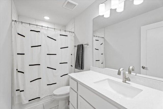28 Clearview Terrace Place, Tomball, TX 77375