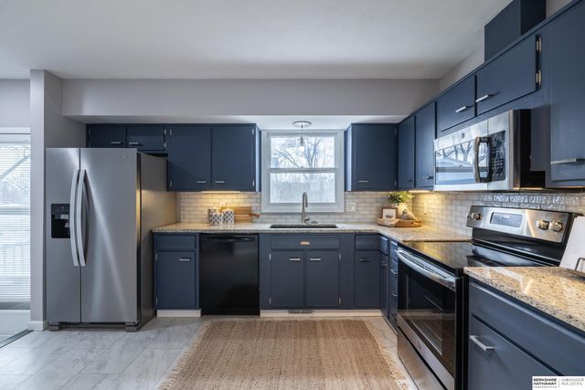 9605 Ruggles Street, Omaha, NE 68134