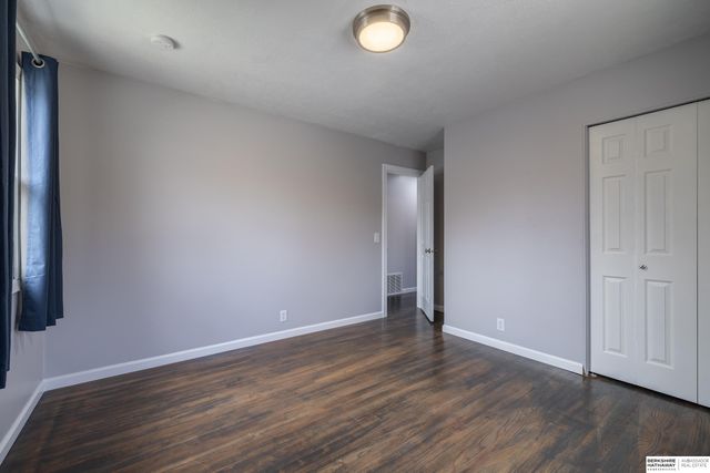 9605 Ruggles Street, Omaha, NE 68134