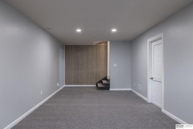 9605 Ruggles Street, Omaha, NE 68134