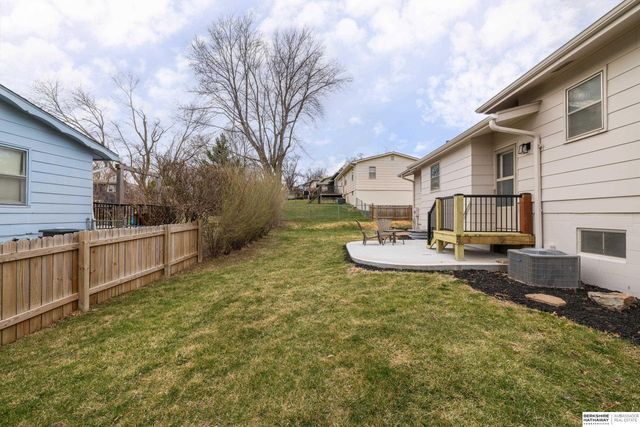 9605 Ruggles Street, Omaha, NE 68134