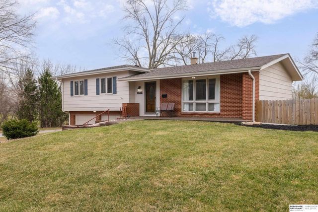 9605 Ruggles Street, Omaha, NE 68134