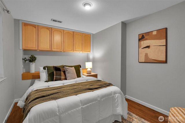 16825 17th Avenue SE, Bothell, WA 98012