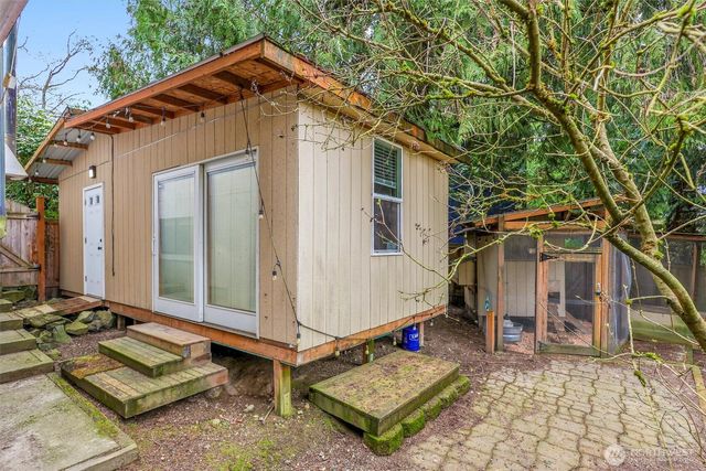 16825 17th Avenue SE, Bothell, WA 98012