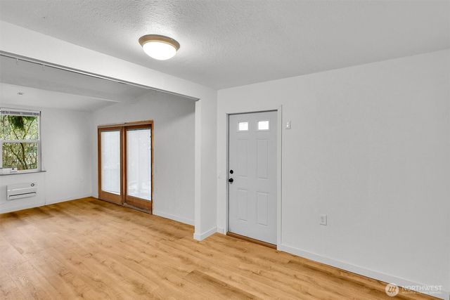 16825 17th Avenue SE, Bothell, WA 98012