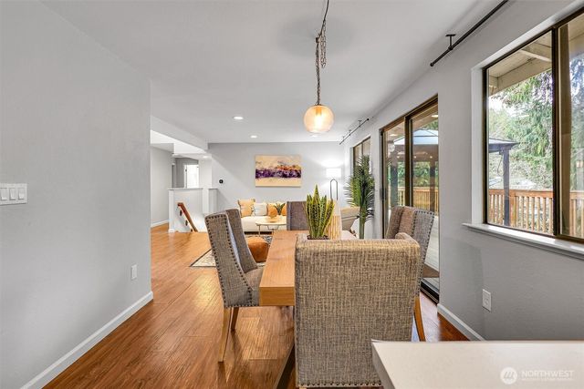 16825 17th Avenue SE, Bothell, WA 98012