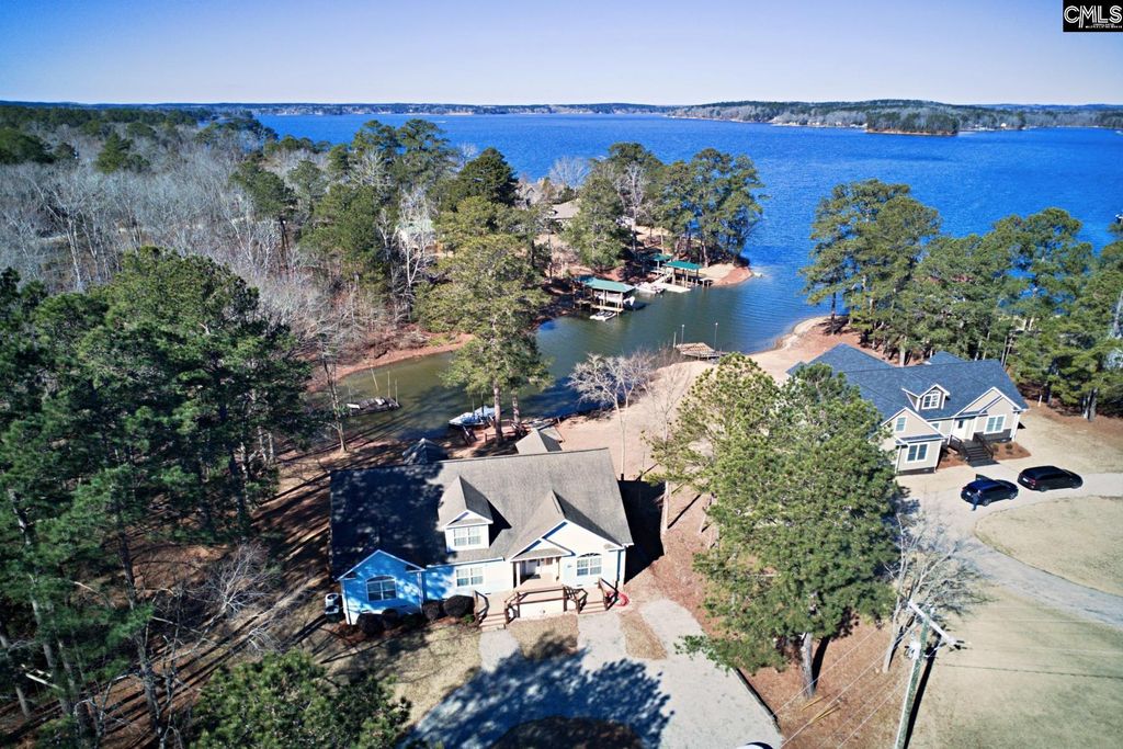 2550 Lake Rd, Ridgeway, SC 29130