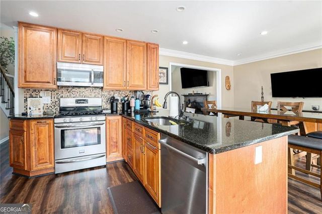 5303 Meadows Lake Crossing, Powder Springs, GA 30127