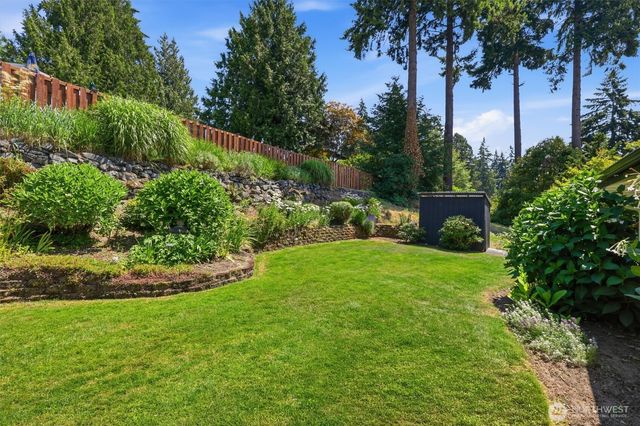 4802 111th Avenue NE, Kirkland, WA 98033