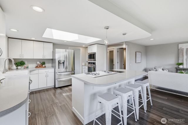4802 111th Avenue NE, Kirkland, WA 98033