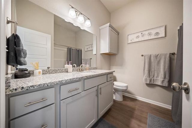 22668 W 88th Street, Lenexa, KS 66227