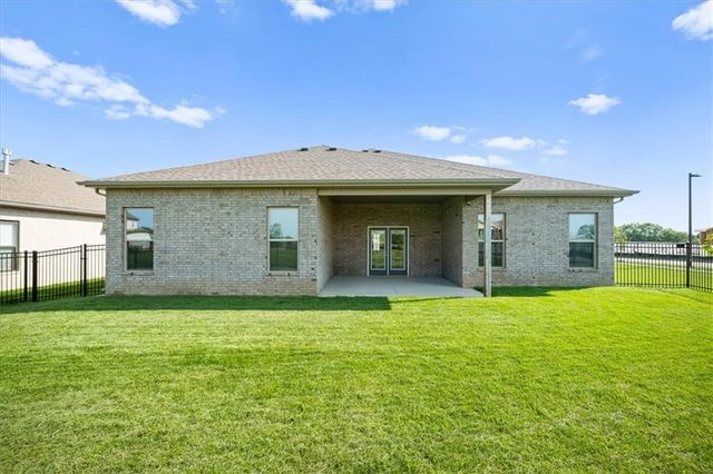 22668 W 88th Street, Lenexa, KS 66227
