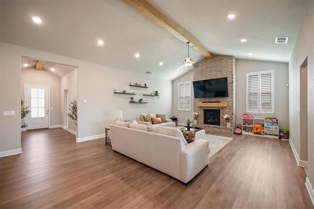 22668 W 88th Street, Lenexa, KS 66227