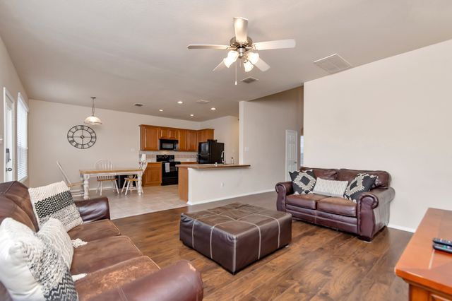 332 Mystic River Trail, Fort Worth, TX 76131