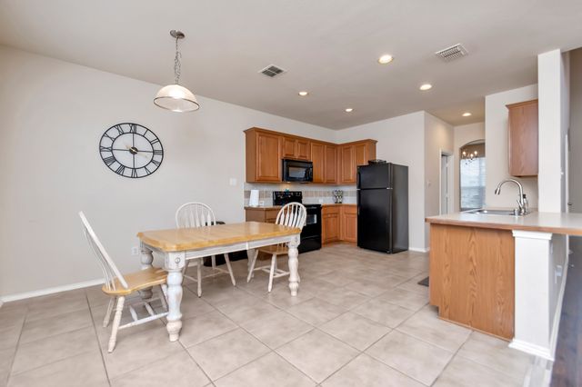 332 Mystic River Trail, Fort Worth, TX 76131