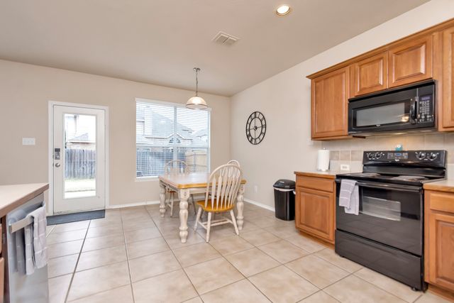 332 Mystic River Trail, Fort Worth, TX 76131