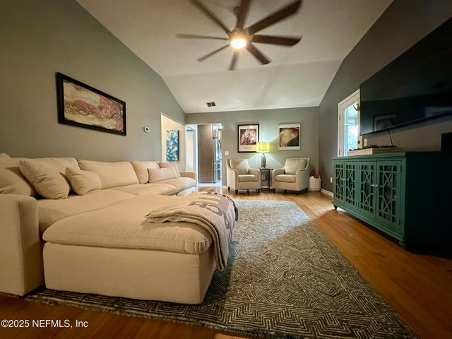10420 INVERNESS Drive, Jacksonville, FL 32257