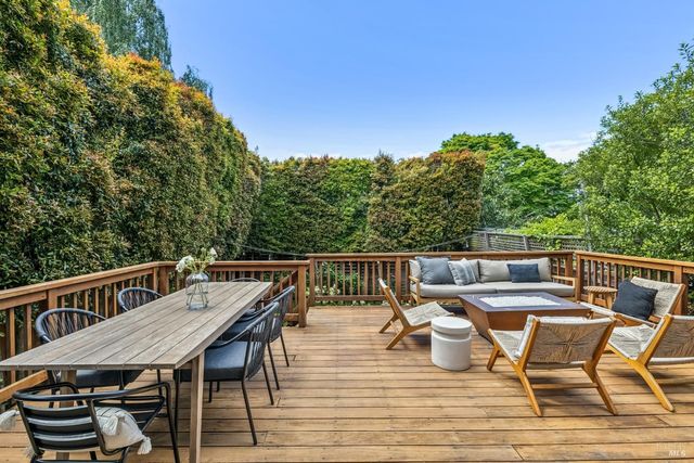 44 Catalpa Ave, Mill Valley, CA 94941